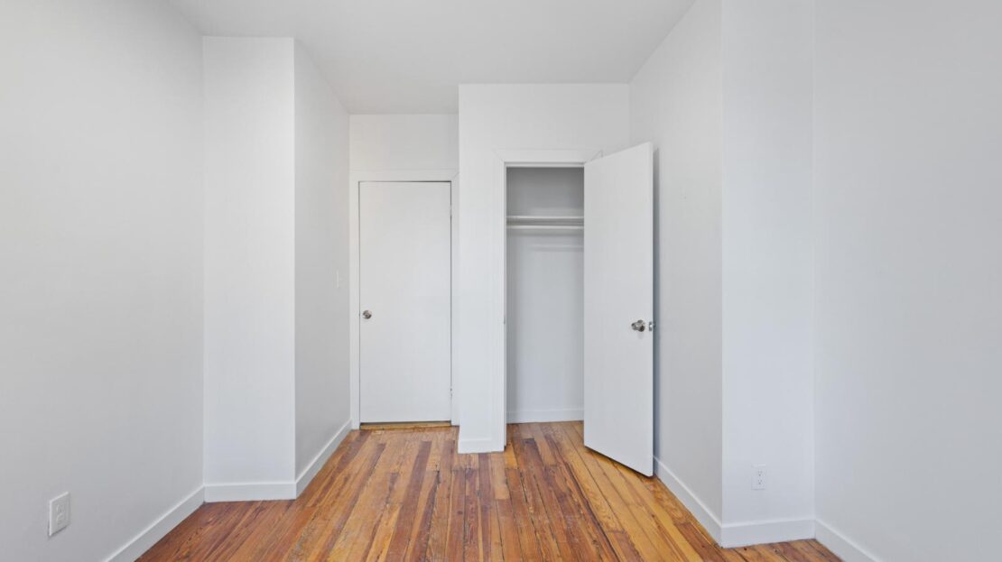 2335 Beaumont Ave Apt 3, Bronx NY 10458 - photo 2