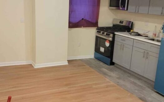 Updated 3 Bedroom / 1 Bath in Private House – Stainless Steel Kitchen – Bronx, NY 10453