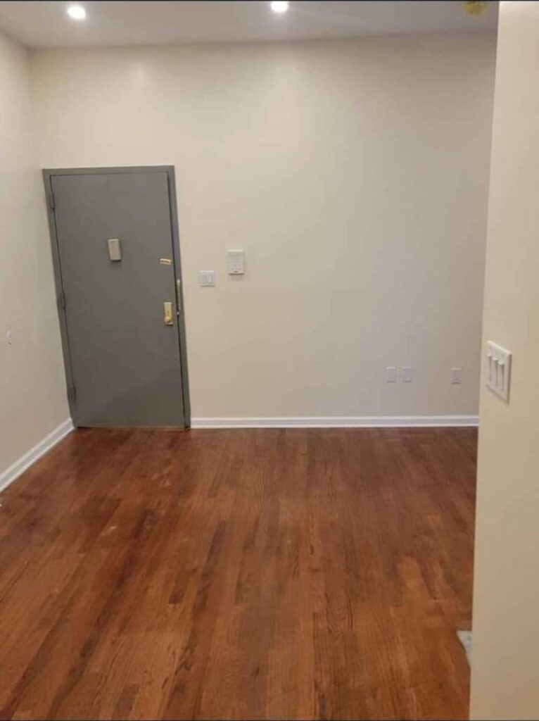 Updated 3 Bedroom / 1 Bath in Private House – Stainless Steel Kitchen – Bronx, NY 10453 — photo 2